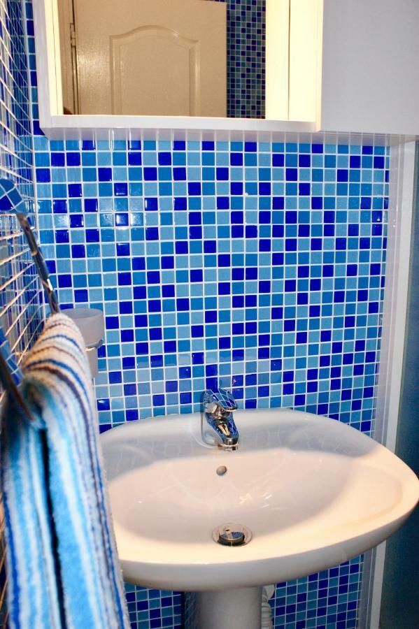 Studio Apartments Morinj Екстериор снимка