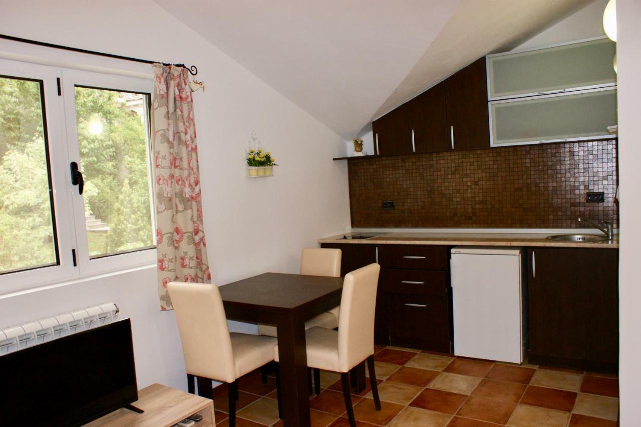 Studio Apartments Morinj Екстериор снимка
